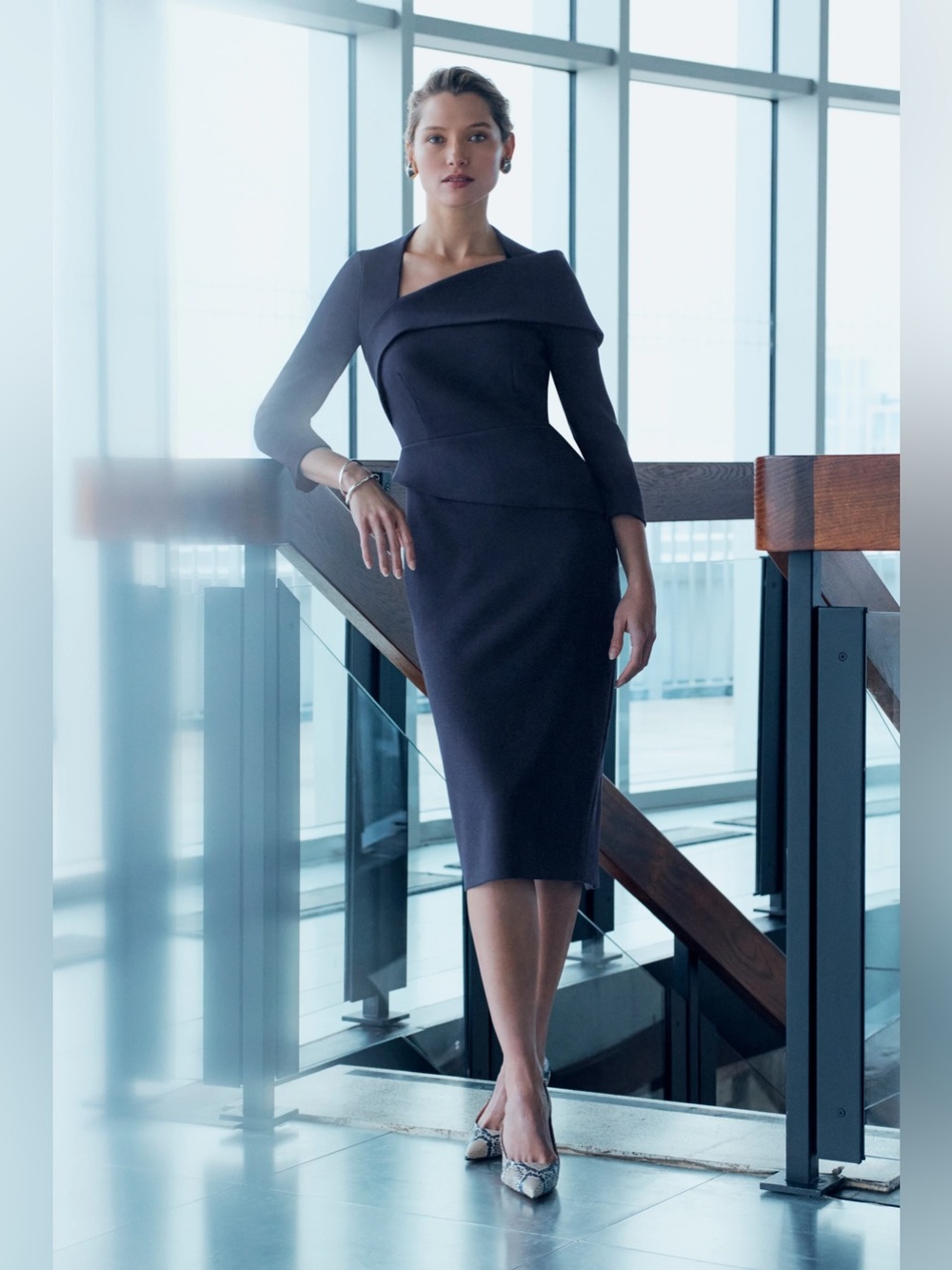 The Fold London Ceretto Sculpt Stretch Crepe Dress Navy Asymmetric Size 14 NWT
